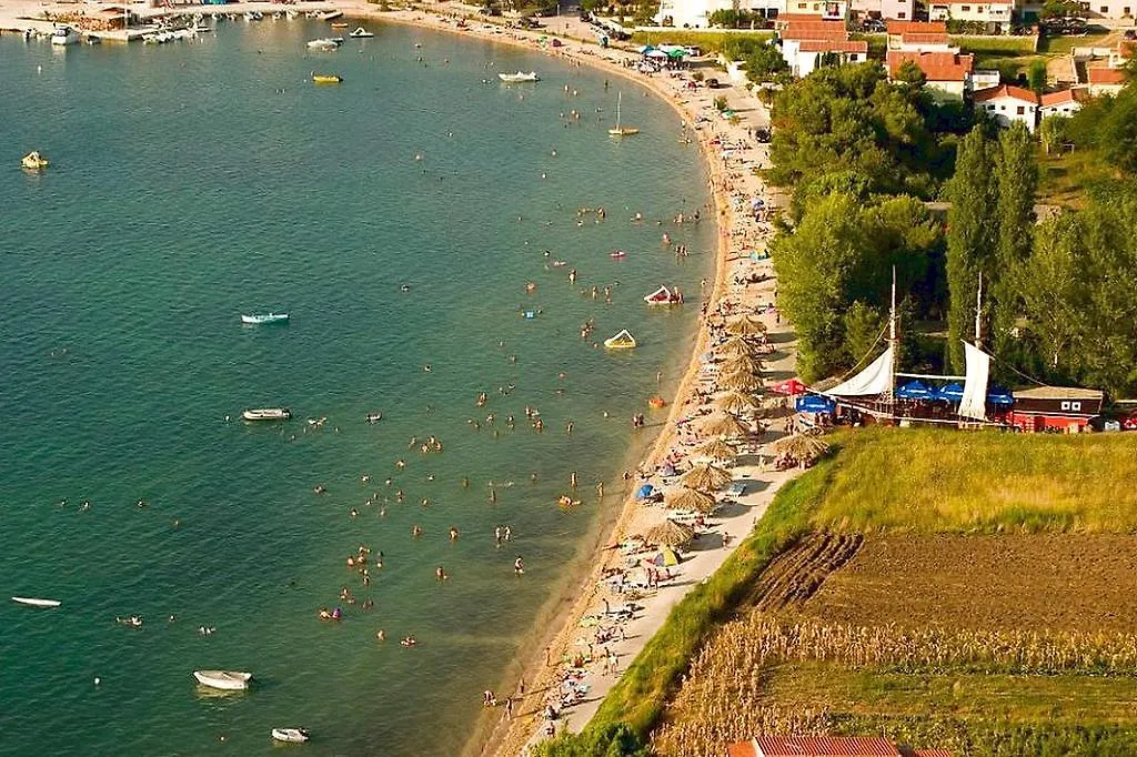Apartments Ruzmarin Vrsi